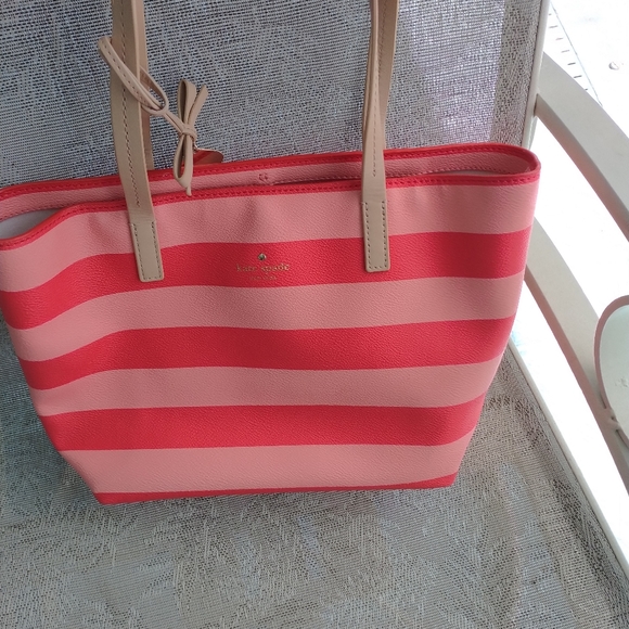 Kate Spade tote - Picture 6 of 8